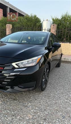 نيسان فيرسا